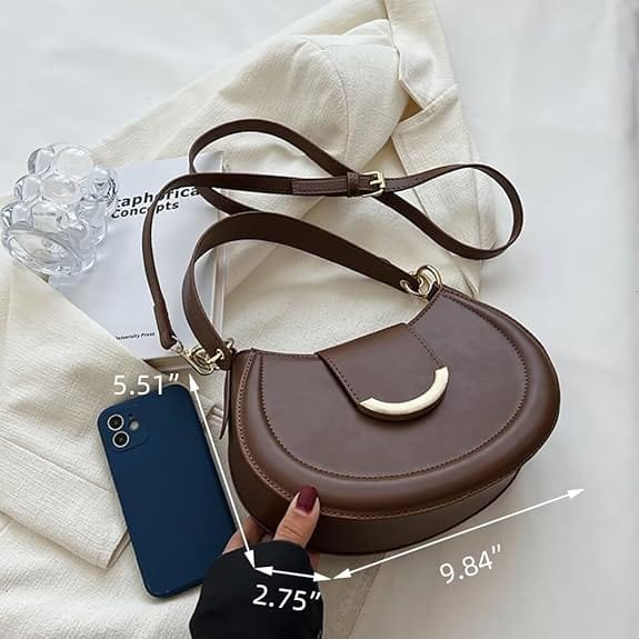 BIA - Halbmond-Schultertasche mit Kette