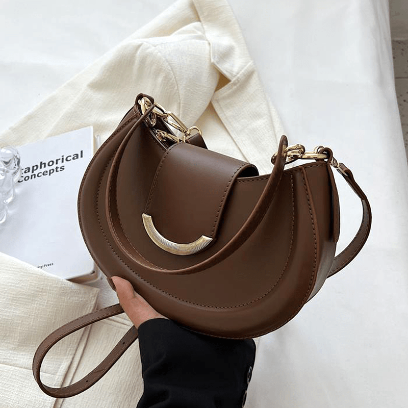 BIA - Halbmond-Schultertasche mit Kette