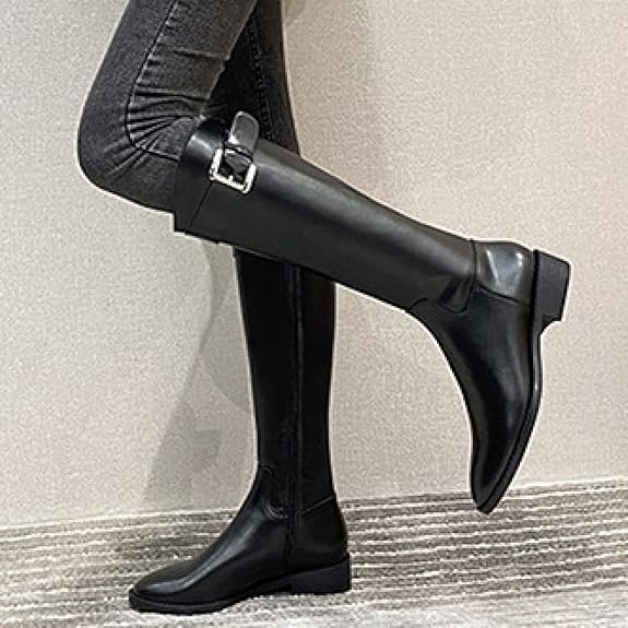 CARRIE - Hohe Stiefel mit Schnallenriemen