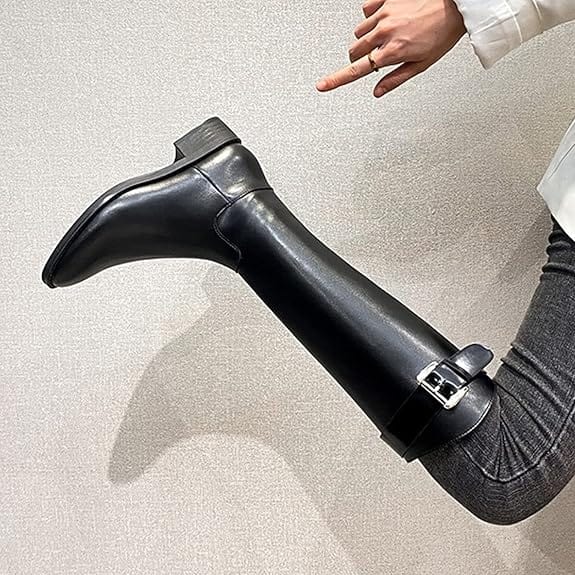 CARRIE - Hohe Stiefel mit Schnallenriemen