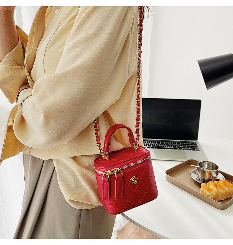 DORI - Mini-Schultertasche in Beutelform