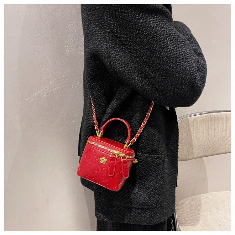 DORI - Mini-Schultertasche in Beutelform