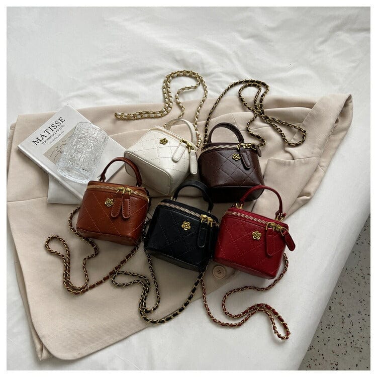 DORI - Mini-Schultertasche in Beutelform