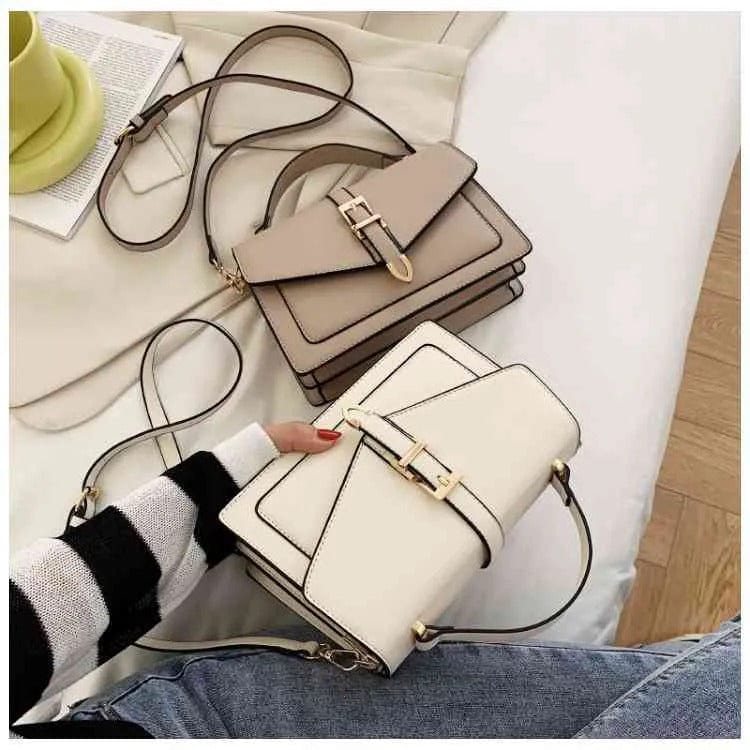 POE - Kleine Umhängetaschen im Umschlagstil 2024